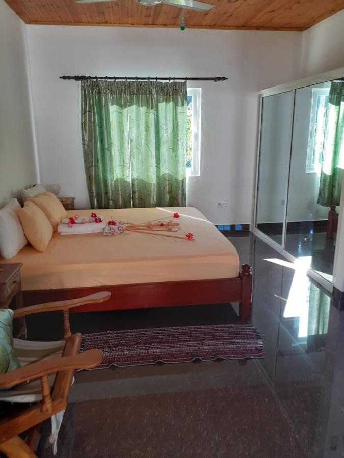 Corner Bay Apartments Beau Vallon,Mahe Виктория Экстерьер фото