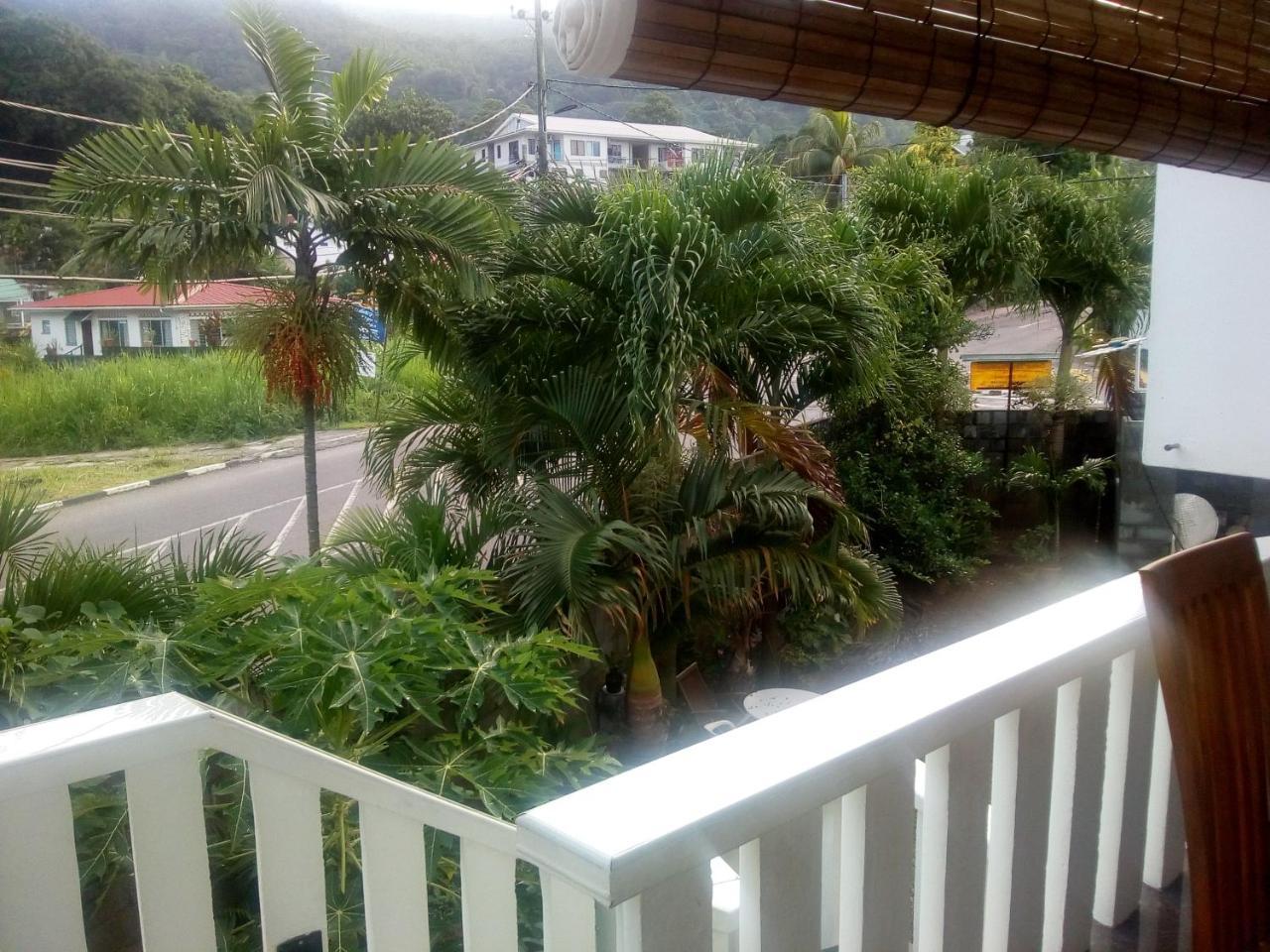Corner Bay Apartments Beau Vallon,Mahe Виктория Экстерьер фото